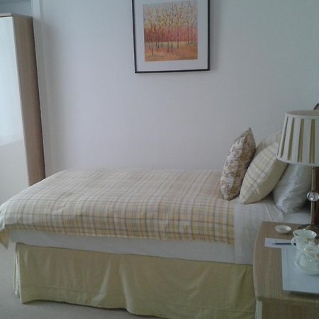 Douglas Park Guest House Kirn Room photo